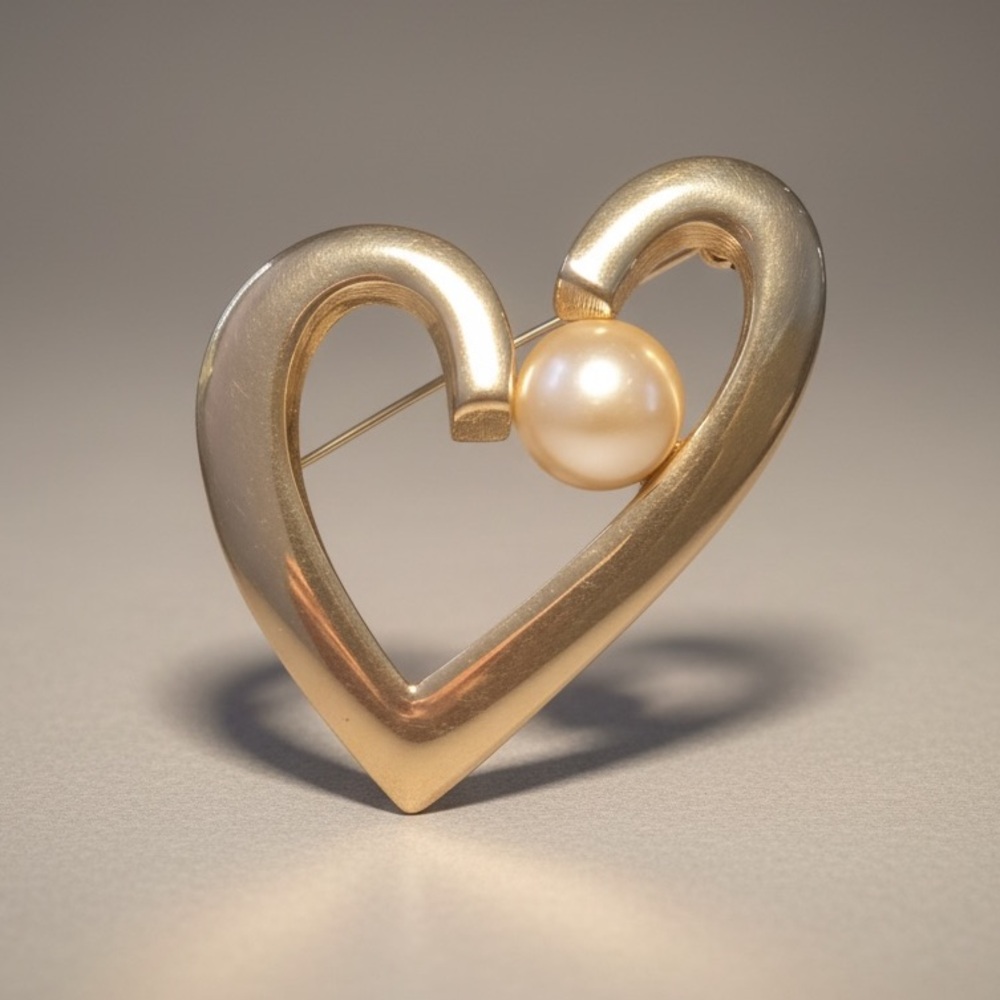Vintage Gold Heart & Pearl Brooch Jewelry
